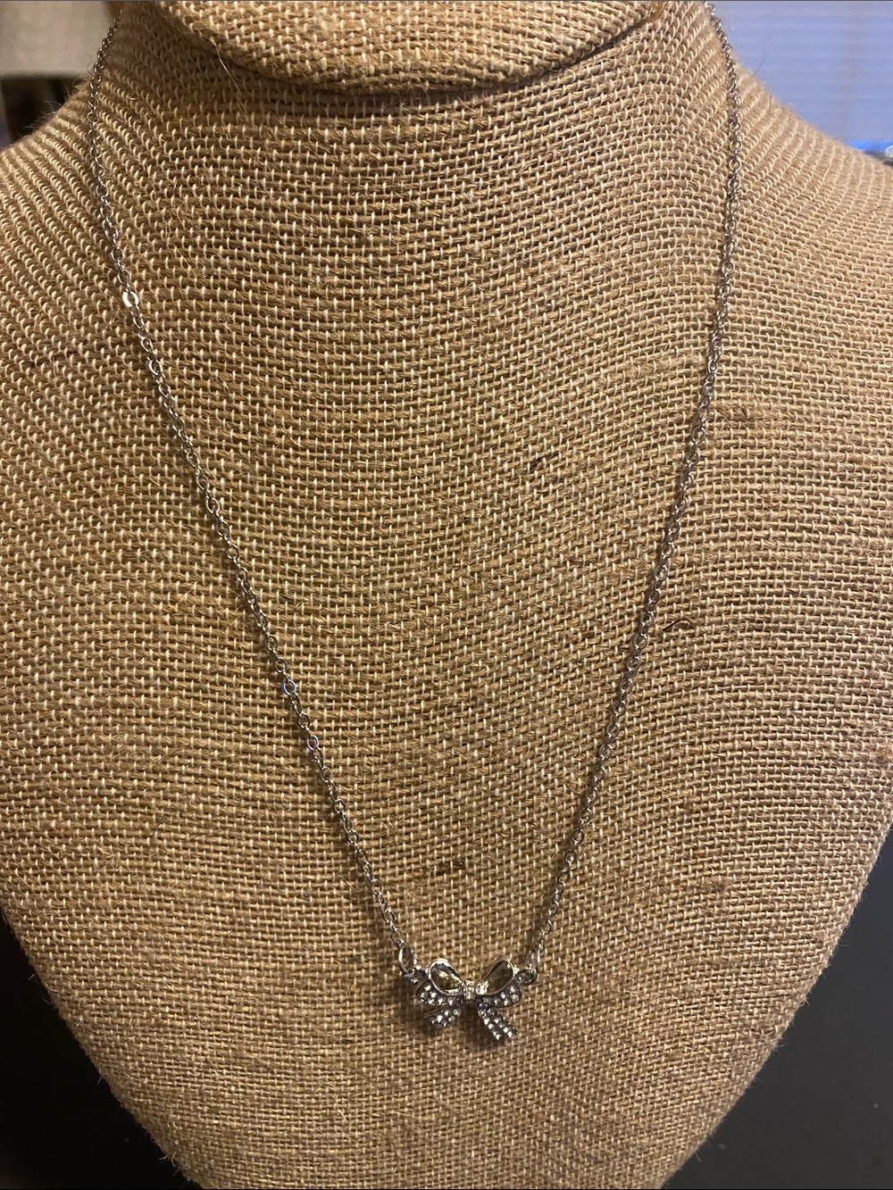 Delicate Silver Bow Pendant Necklace - Women Jewelry